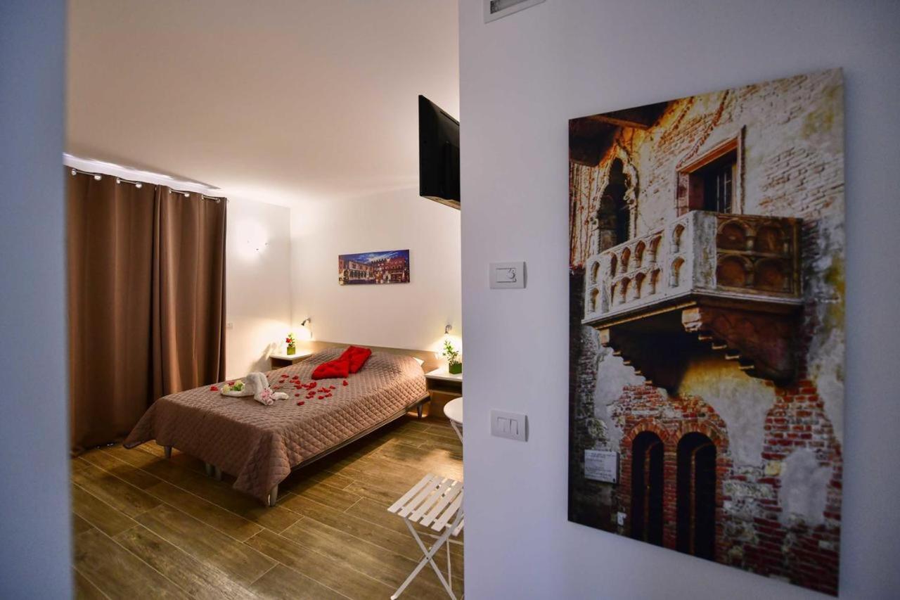La Terrazza Sul Garda Hotel Buitenkant foto